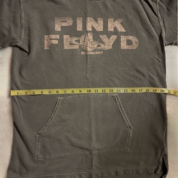 EUC ‘Pink Floyd In Concert’ Gray Pullover Sweatshirt, Size Medium, Preloved - Picture 5 of 9